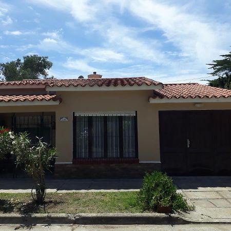 Chalet La Mambu Mar de Ajó المظهر الخارجي الصورة